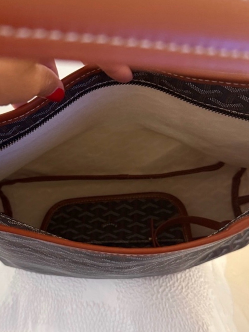Designer inspired bag - Picture 2 of 3